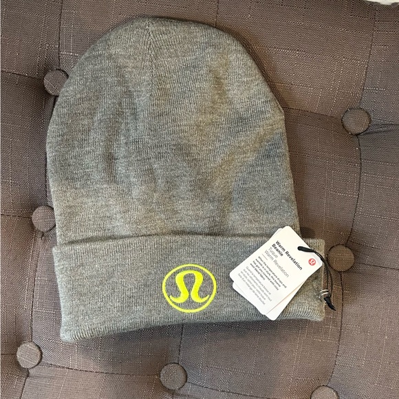 NWT lululemon beanie - Picture 1 of 1